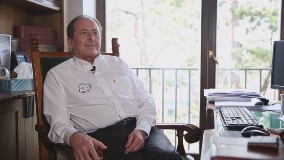 Prof. Dr. Kollár Lajos érsebész, sportfőorvos, a Magyar Vitorlás szövetség elnöke